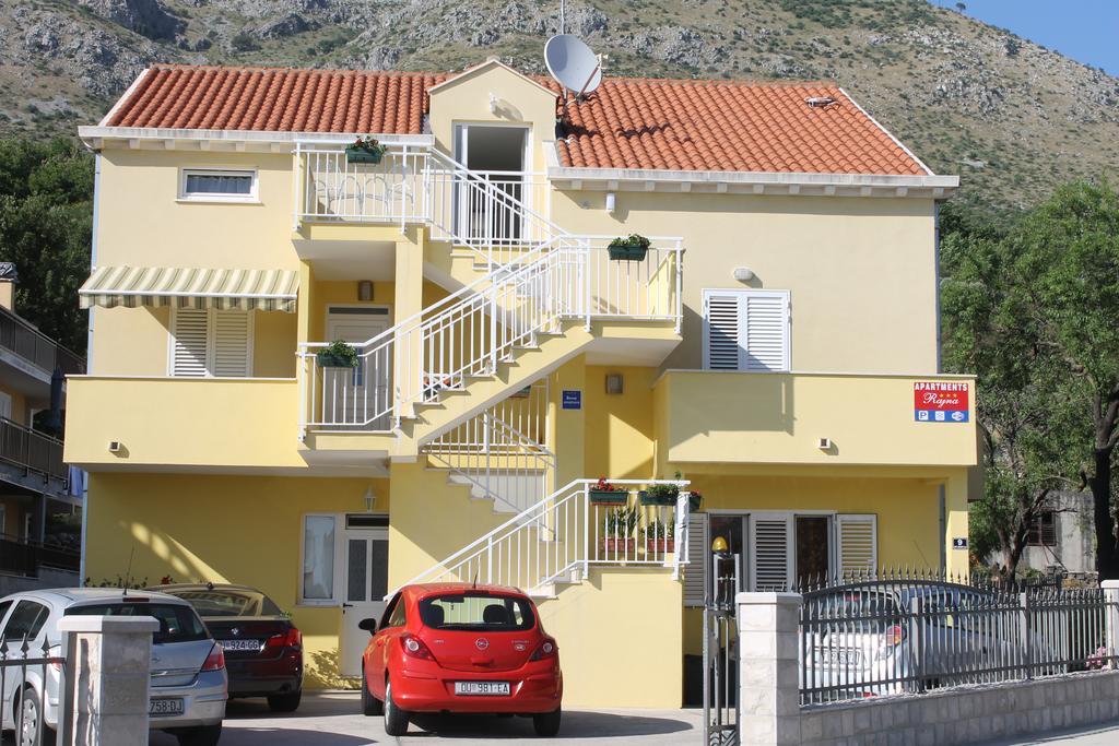 קאבטאט Apartments Floki מראה חיצוני תמונה
