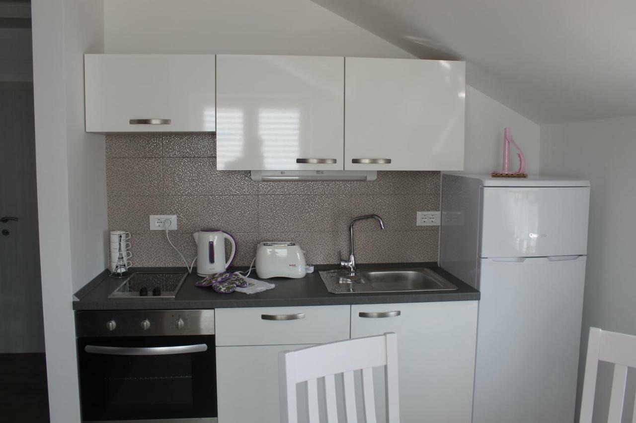 קאבטאט Apartments Floki מראה חיצוני תמונה